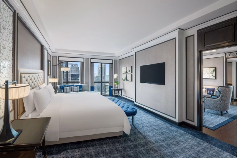 The Athenee Hotel