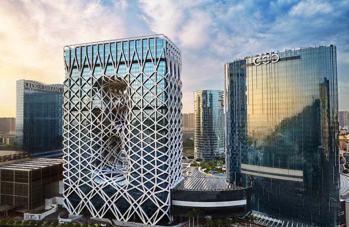 Melco Resorts Dominates Global Five Star Rankings for 2026